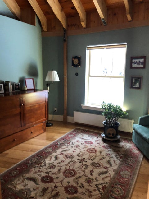 Cranberry.Yurt.Bdrm2
