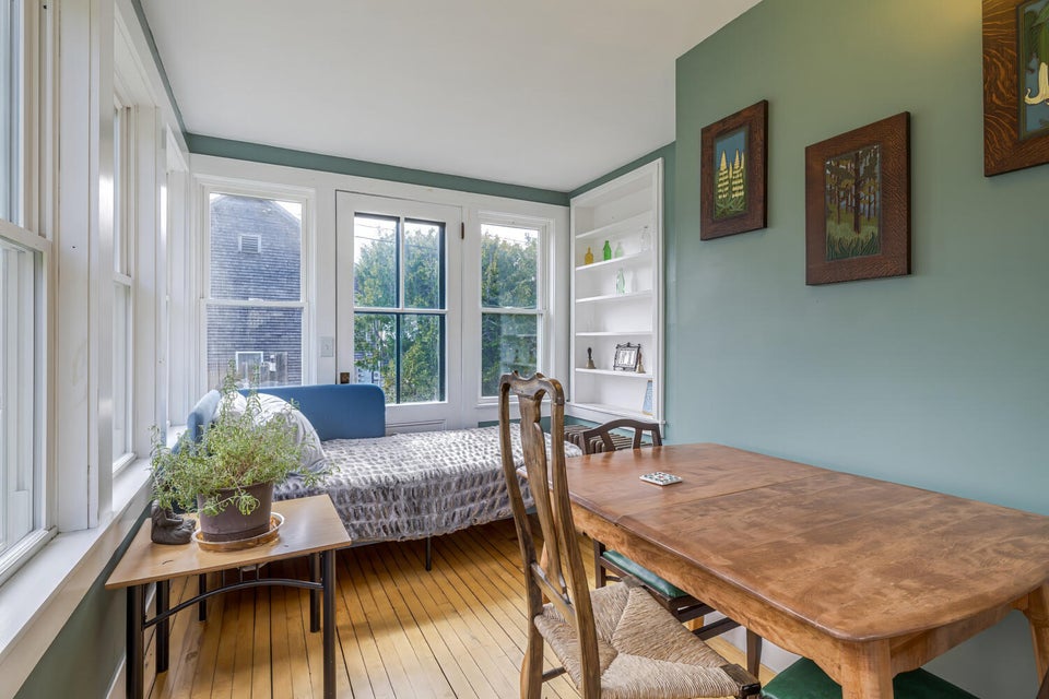 21-Sun Room-28 One Upper Dunbar Road-DTP