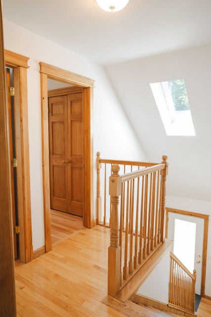 2nd floor landing