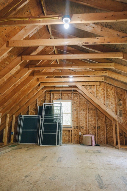 Garage upper storage