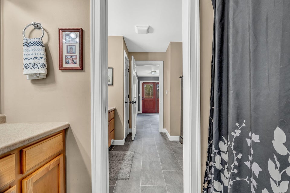 19-web-or-mls-155-maddocks-ave