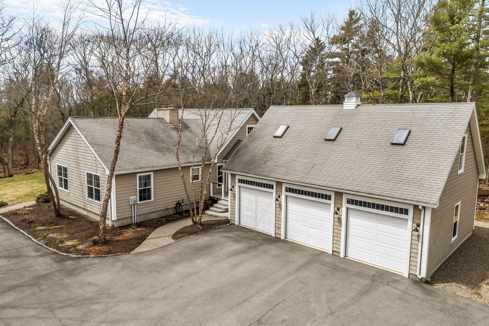 36-web-or-mls-155-maddocks-ave