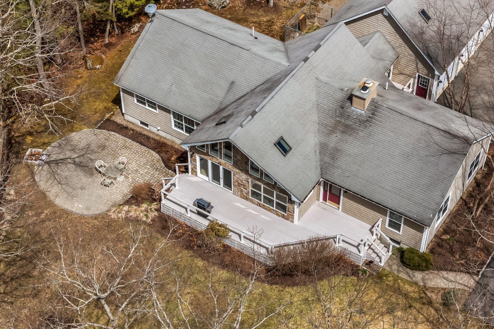 42-web-or-mls-155-maddocks-ave