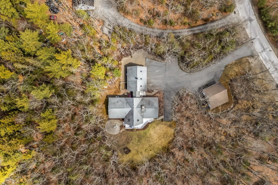 52-web-or-mls-155-maddocks-ave