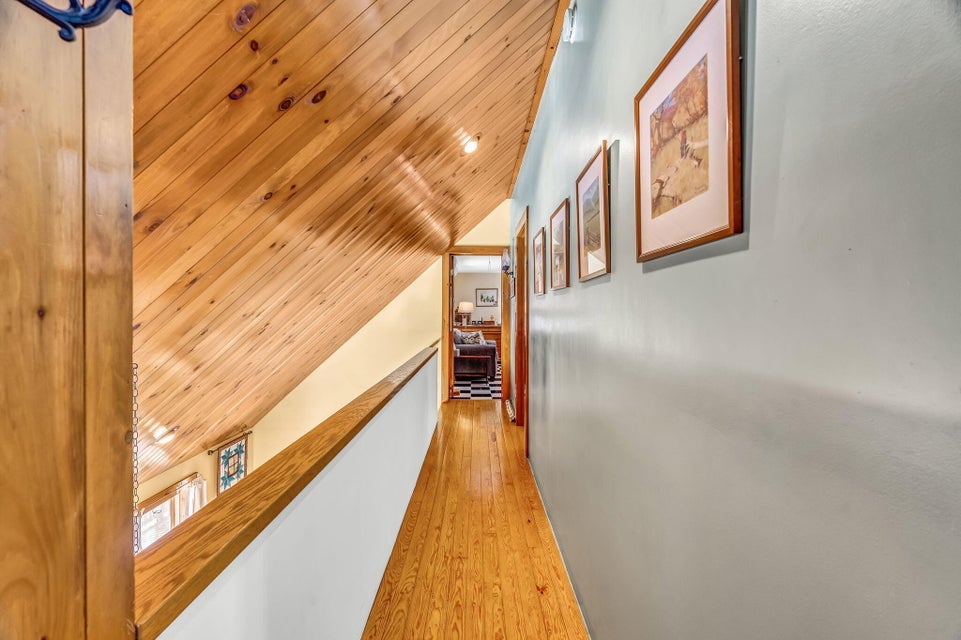 14-web-or-mls-468-indian-point-rd