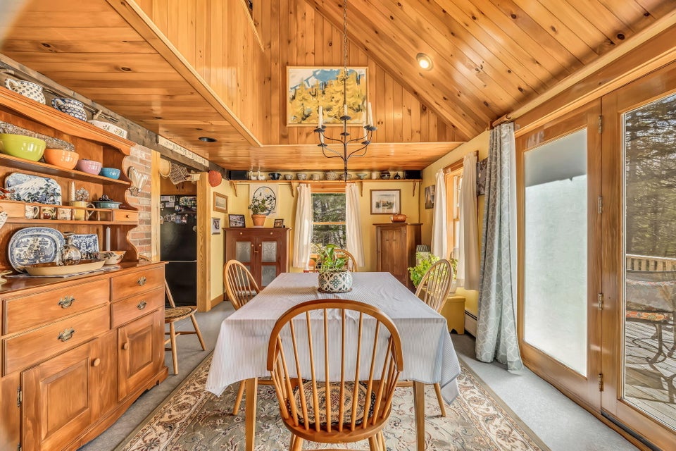 17-web-or-mls-468-indian-point-rd