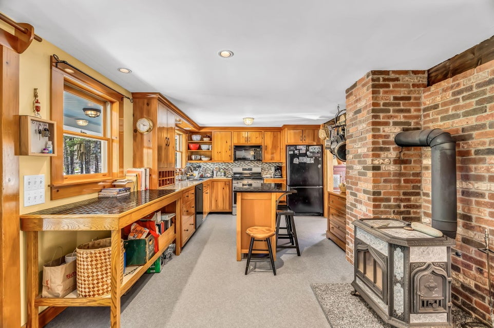 24-web-or-mls-468-indian-point-rd