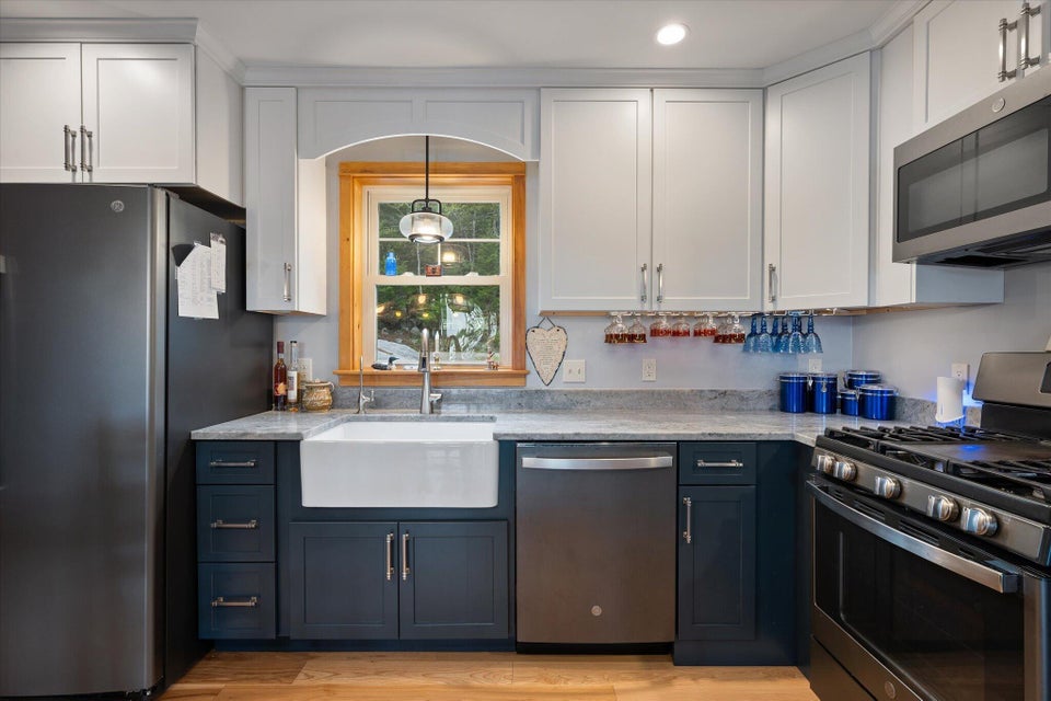 11-Kitchen