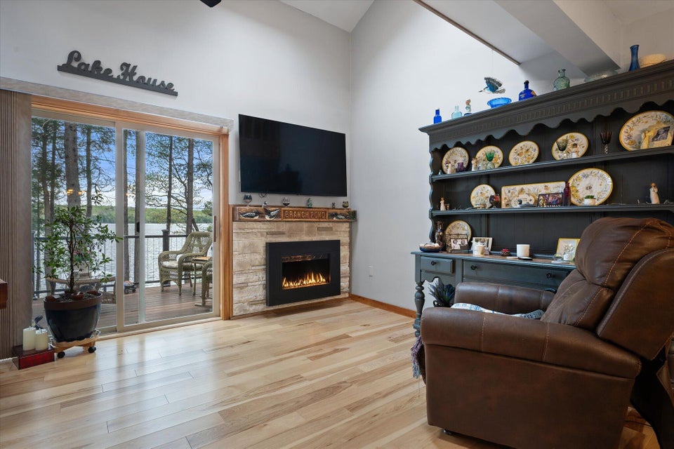 14-Living Room