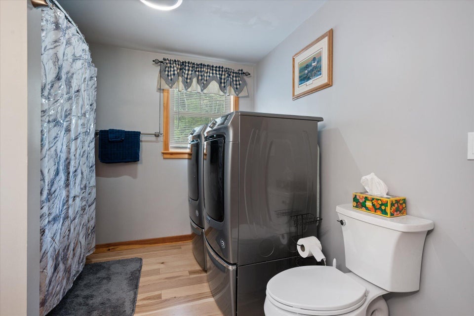 22-Bathroom, Laundry
